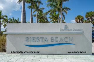 Siesta Key under The Banyan Tree 3 bed 3 bath - 6