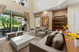 7648 Magic Village - Novo, Moderno, com Churrasqueira e a 8 min da Disney - 0