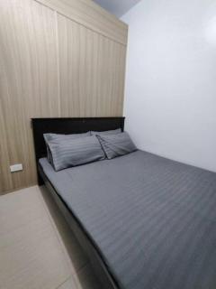 Shore 1 Residences Two Bedroom - Pool View - Manila - 7