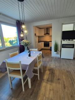 Apartments Buktenica - Bol - 3