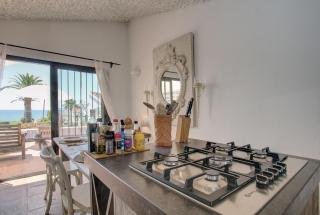 Beachfront townhouse with spectacular seaview - 6