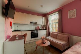 Gloucester Place Studios - 1