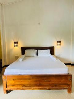 Hashmal Guest House - Koggala - 9