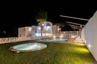 Villa Horizon Grande - Stunning Luxury villa great location sleeps 16 - Porches - 8
