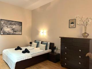 Heart of the City Cozy Corner with Free Parking & AC - Budapest - 8