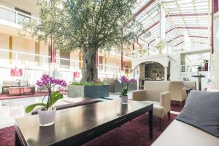 Best Western Plus Hotel Fellbach-Stuttgart - Fellbach - 2