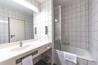 Best Western PLAZA Hotel Grevenbroich - Grevenbroich - 5