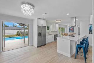 Adventure Awaits! Heated Pool and Pet-Friendly - Casa Coronado - Roelens - Cape Coral - 1