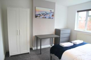 4BR House, Ideal for Contractors, Near City Centre - Nottingham - 2