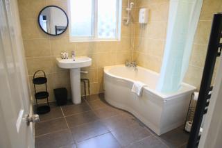 4BR House, Ideal for Contractors, Near City Centre - Nottingham - 6