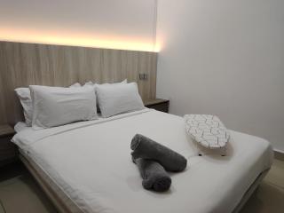 -Lake View- Mount Austin IKEA Toppen 10 mins - A108 - Johor Bahru - 5