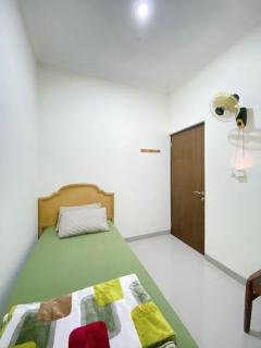 Homestay Griya Manggisan - - 9