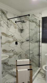 Villa Tlhago Lodge - - 9