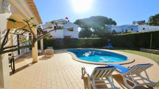 Villa Den, private pool viilla, Sleeps 6 adults and 2 children, CD 304 - Cleverdetails - Vilamoura - 7