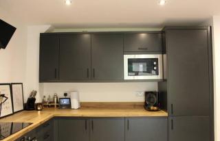 Modern 3 bed Fantastic Location & Long stays - Grimsby - 8