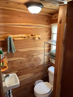 Quiver Beach Cabin - 1