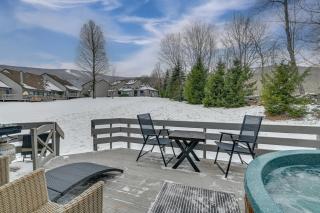 Walk to Ski Lift Family-Friendly Windham Townhome - Windham - 0