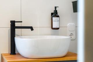 NEU! Modernes Apartment am Larrelter Tief - Balkon, Privatparkplatz & FIRE TV! - 4