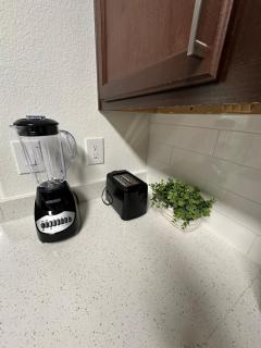 Cozy One-Bedroom Retreat - Frisco - 3
