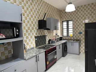 Clara Court - Lekki - 6