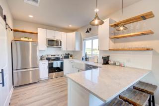 Cedar Lodge at Little Ranches 5 min to Square - Wimberley - 7