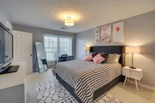 Spacious Modern Home about 1 Mi to Camelback Mountain! - Tannersville - 3