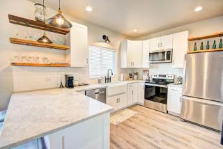 Winters Lodge at Little Ranches 5 min to Square - Wimberley - 0