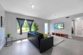 Comfy & Spacious Duplex w Top Amenities! - Miami - 3