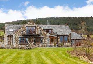 Woodcutter's Cottage, Wicklow - - 9