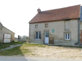 Maison familiale avec jardin clos, proche station thermale - FR-1-489-562 - - 0