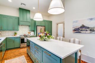 half Mi to Downtown Shops Brenham Home with Fire Pit - 2