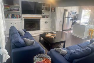 Full townhouse near Shem Creek & Downtown with Hot Tub - Charleston - 2
