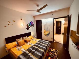 Marigold-Luxury Studio - 4