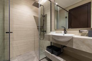 SIMPLY COMFORT Apartments at Nobles Tower Luxury Burj View - 2