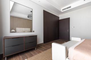 SIMPLY COMFORT Apartments at Nobles Tower Luxury Burj View - 3