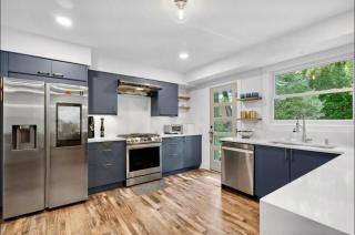 Spacious 4bd Modern Home in Convenient Bethesda - 7