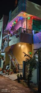 SAHASRA HOME STAY HAMPi - Hospet - 8
