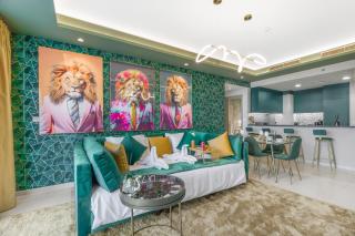 Sky Pool Gem with Iconic Burj Khalifa Views 3Br apartment in Paramount Hotel Midtown - 2