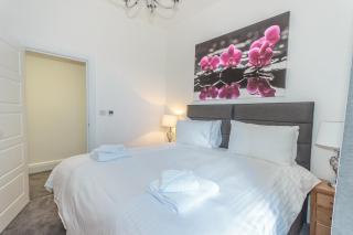 3 Bed - The Regency Suite by Pureserviced - 5