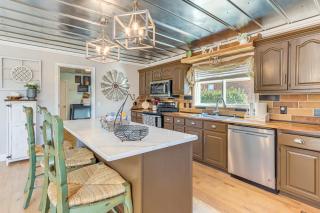 Golf Course Getaway with Private Pool in Chatsworth! - Chatsworth - 5