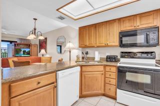 Peaceful Views and Close to Beach - Naples - 7