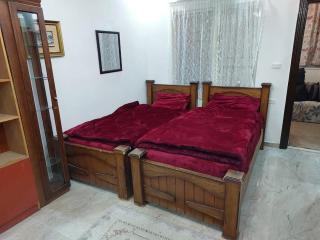 Nice comfy room - 1