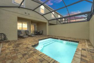 Solara Villa I 1 Minute Walk from Amenities - 7