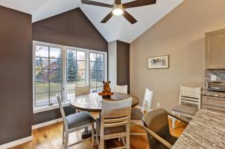 Pet Friendly Townhouse in Edwards Community - 8