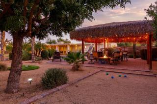 Pickleball in Paradise- 6 bedrooms pool spa arcade putting green sportspickleballvolleyball - 2