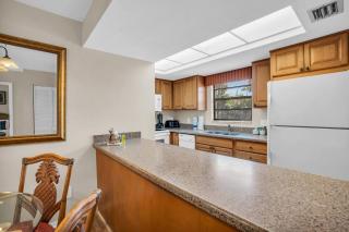 First Floor Deluxe Condo - Naples - 1