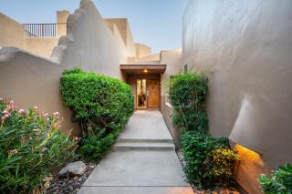 Exclusive Boulders Retreat near Downtown Cave Creek hiking scenic views. - Cave Creek - 3