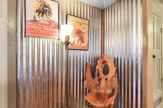 Rustic Adventure w Historic Log Cabin Forest Views 20 minutes from Flagstaff Now with Wi-Fi - Parks - 7