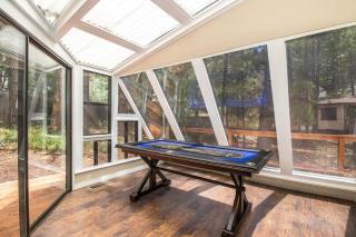Blissful Pine A-Frame Chalet Deck Game Room Mother-in-Law Suite Sleeps 16 - Mountainaire - 8