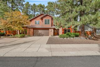 Bluebird Song Prime Flagstaff Location Outdoor Retreat with Fenced Yard and Firepit - Flagstaff - 6